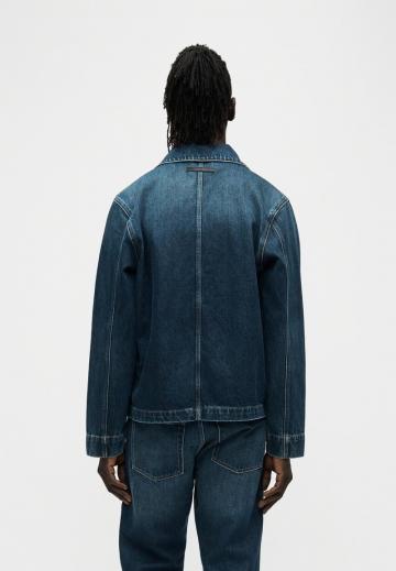 Джинсовая куртка