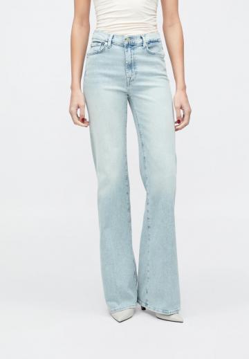 Клешеные джинсы