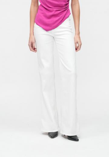 Клешеные джинсы