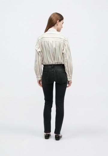 Узкие джинсы