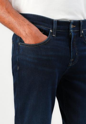 Узкие джинсы