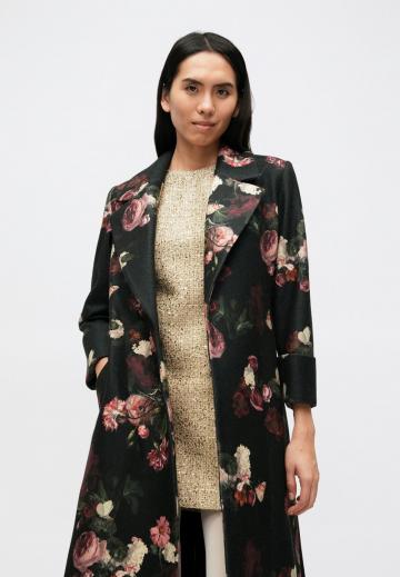 Шерстяное пальто