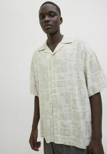 Рубашка с коротким рукавом