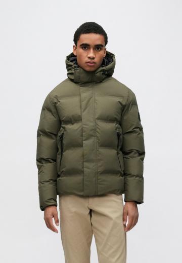 Зимняя куртка