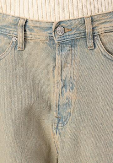 Свободные джинсы