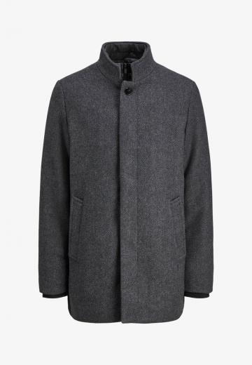 Короткое пальто