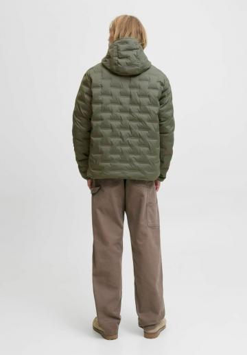 Зимняя куртка