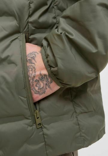 Зимняя куртка