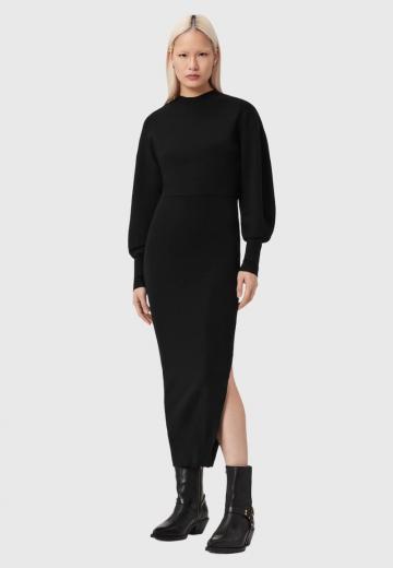 Вязаное платье