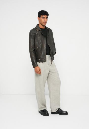 Кожаная куртка