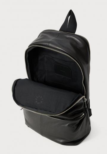 Кожаный рюкзак