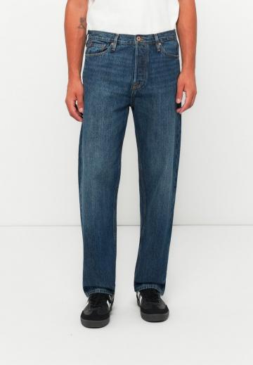 Свободные джинсы