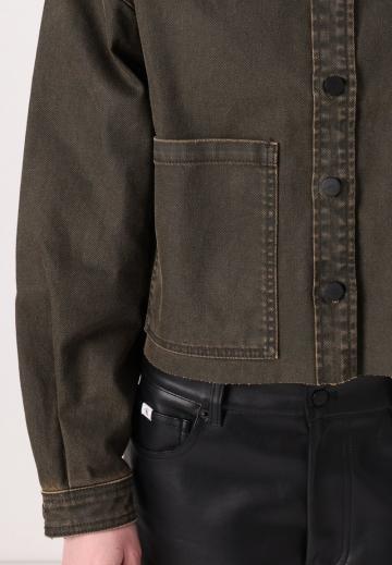 Куртка с накладнымит карманами