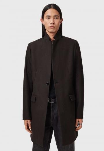 Короткое пальто