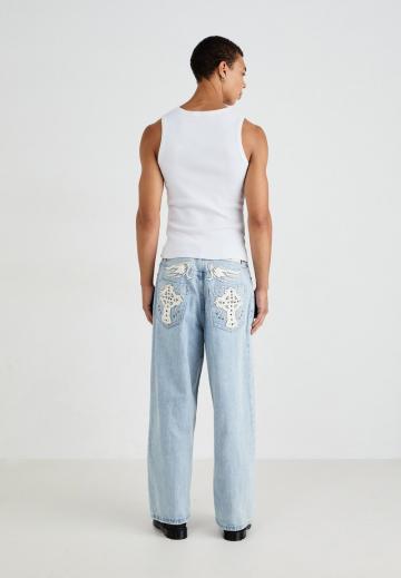 Свободные джинсы