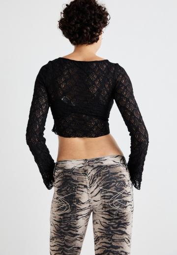 Клешеные брюки