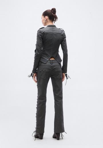 Куртка с накладнымит карманами