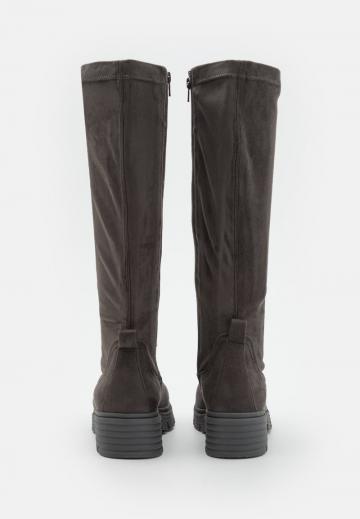 Сапоги на платформе