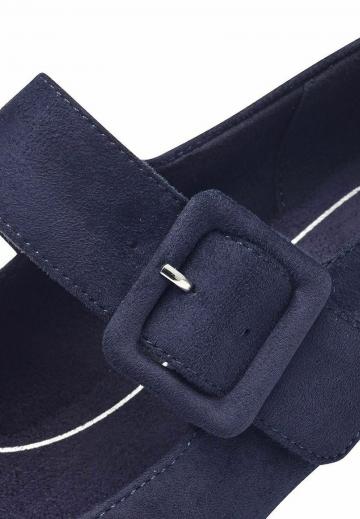 Туфли с ремешком