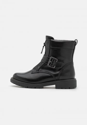 Широкие сапоги