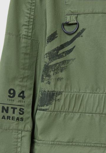 Куртка с накладнымит карманами