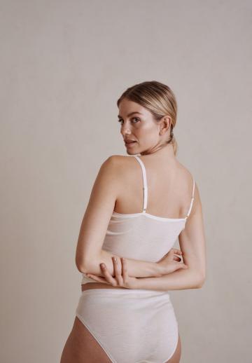 Топ на бретельках