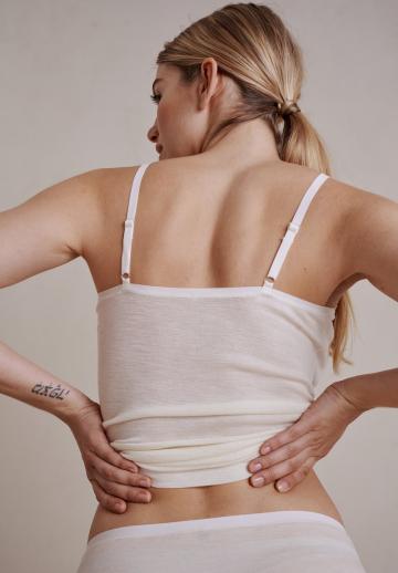 Топ на бретельках