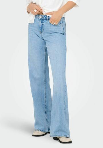 Клешеные джинсы