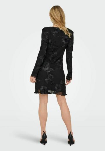 Короткое платье