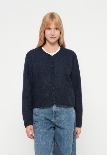 Пуховой жилет