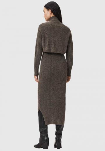 Вязаное платье