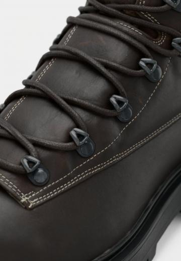 Ботинки на шнуровке