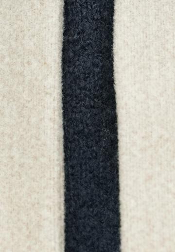 Короткое пальто