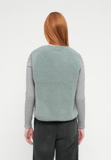 Пуховой жилет