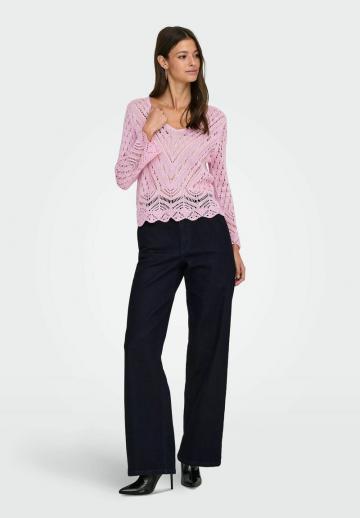 Пуловер с вырезом V