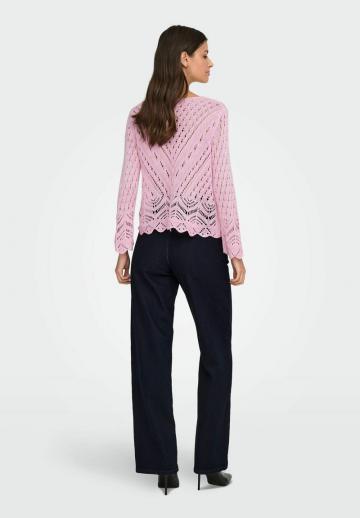 Пуловер с вырезом V