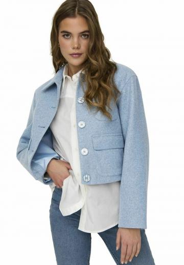 Короткая куртка