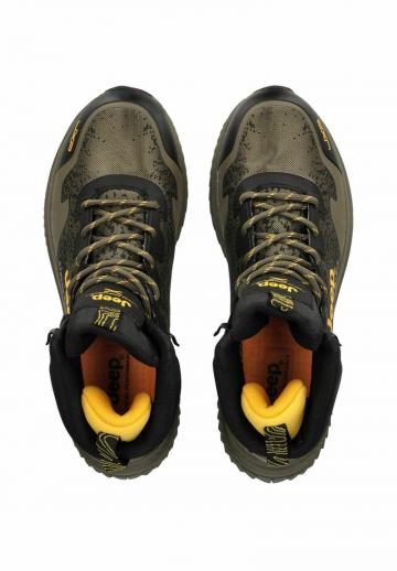 Походные ботинки