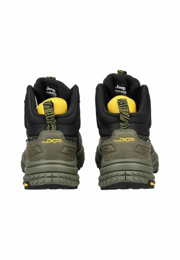 Походные ботинки