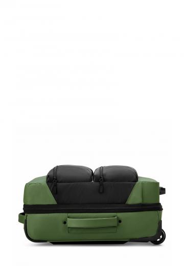 Чемодан на колесах