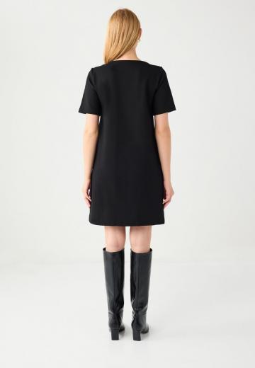 Короткое платье