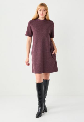 Вязаное платье