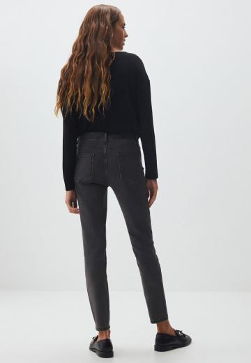 Узкие брюки