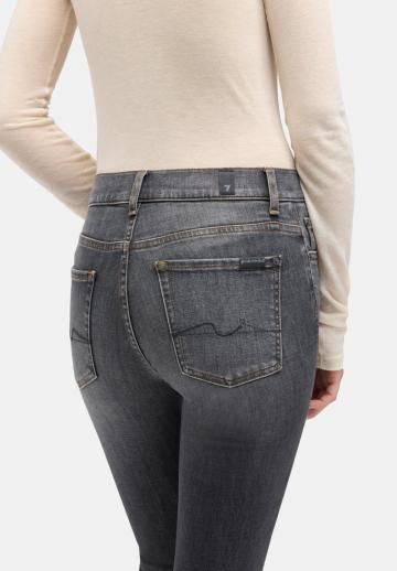 Клешеные брюки