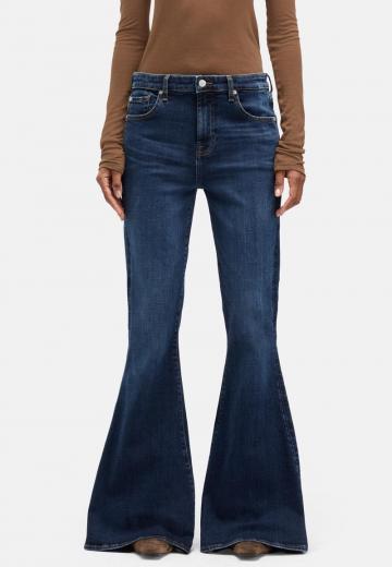 Клешеные брюки