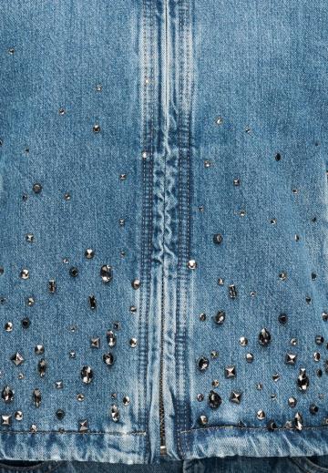 Джинсовая куртка