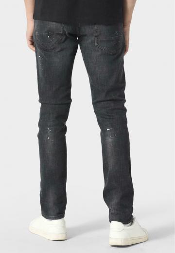 Узкие джинсы