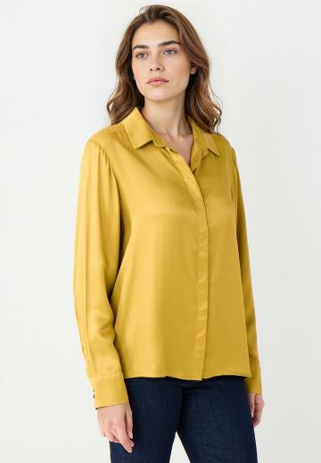 Атласная блузка
