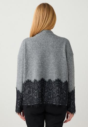 Вязаный жилет