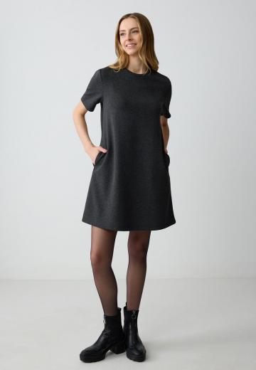 Вязаное платье